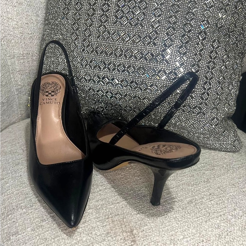 Vince Camuto Black Heels Sleek and Stylish